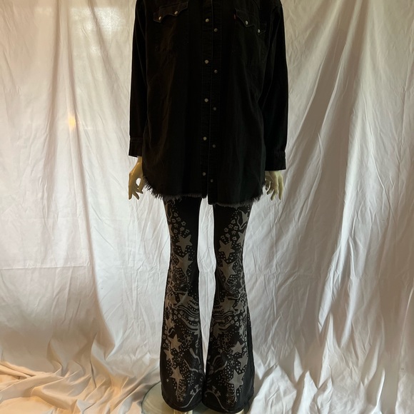 NWT! Anna Sui for Free People pull on flare leg pants with free tee. Size 28. - Picture 4 of 10